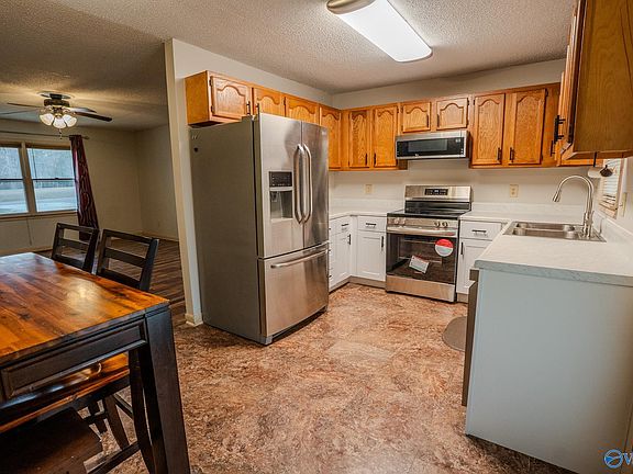 4th image of 218 County Road 364