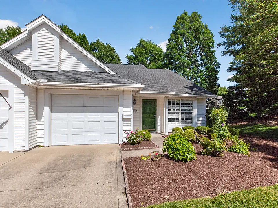 1139 Lake Meadow Ln