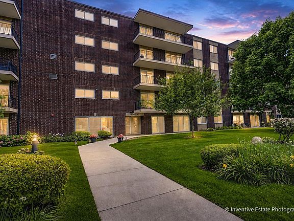 2nd image of 5300 Walnut Ave APT 22B