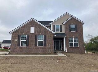 26757 Ferguson Ct, South Lyon, MI 48178