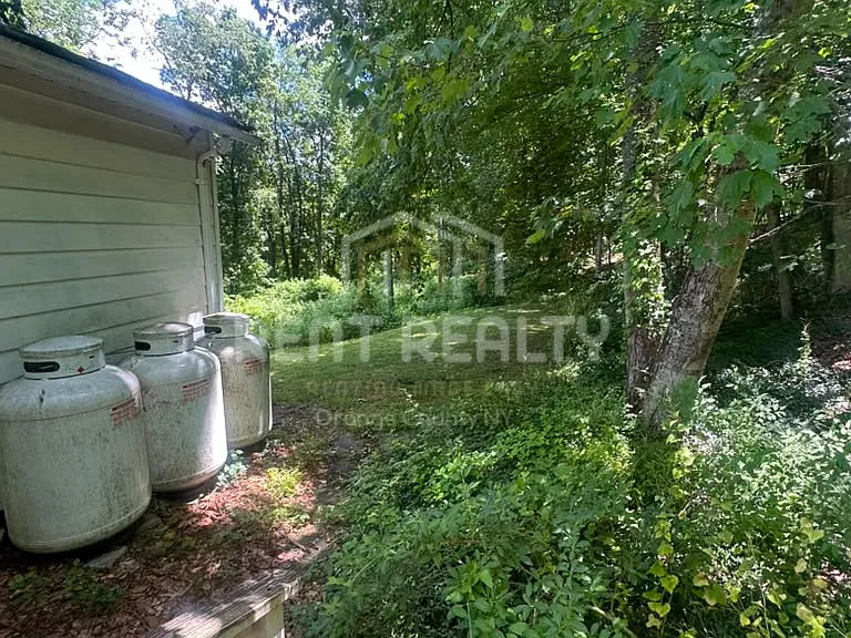 3 Brookside Ave — Photo 14