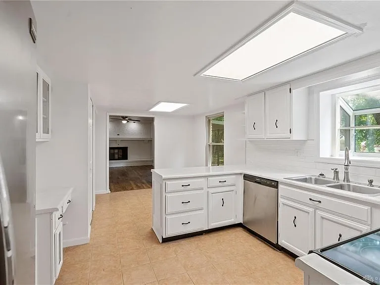 5420 Split Rock Dr — Photo 10