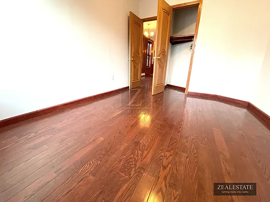 Rented by ZealEstate Group Inc | media 27