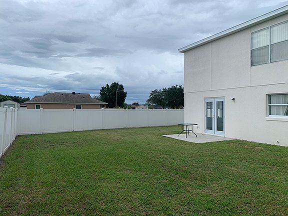 3rd image of 2423 Quail Hollow Ave