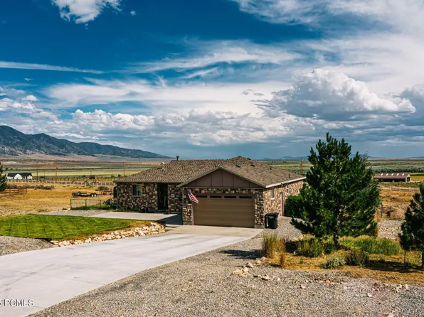 2473 W Rim Rock Dr, Stockton, UT 84071