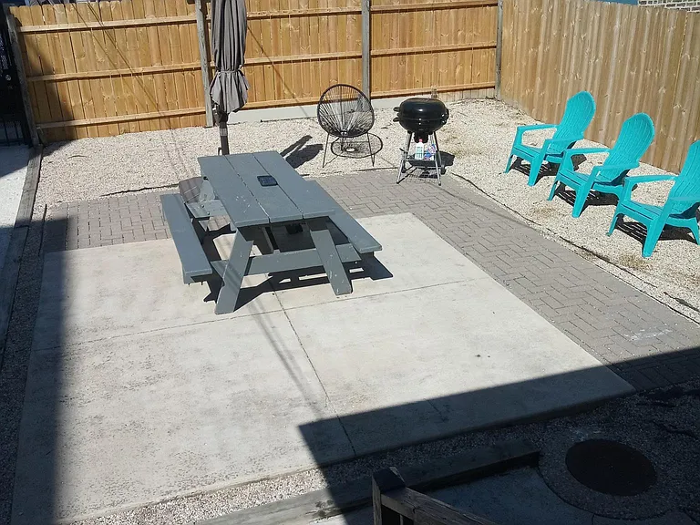 Patio 20/20
