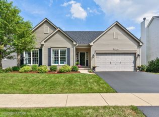 39W137 E Mallory Dr, Geneva, IL 60134