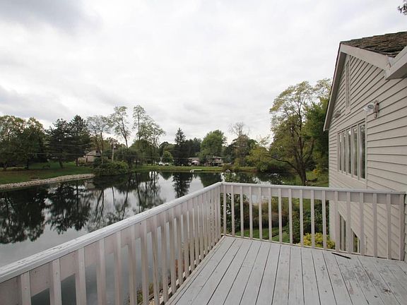 3rd image of 6049 Cranberry Ct