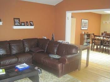 4th image of 1144 Blackthorn Ln