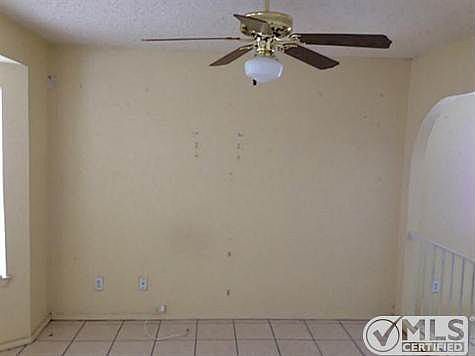 5th image of 11989 Castle Woods Dr