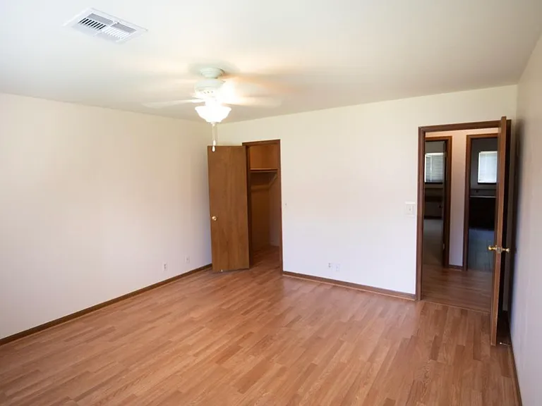 5219 S 68th East Pl — Photo 3