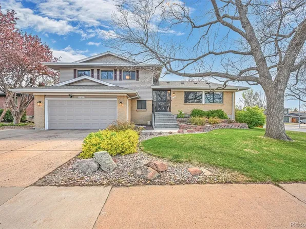 2194 S Braun Way, Lakewood, CO 80228