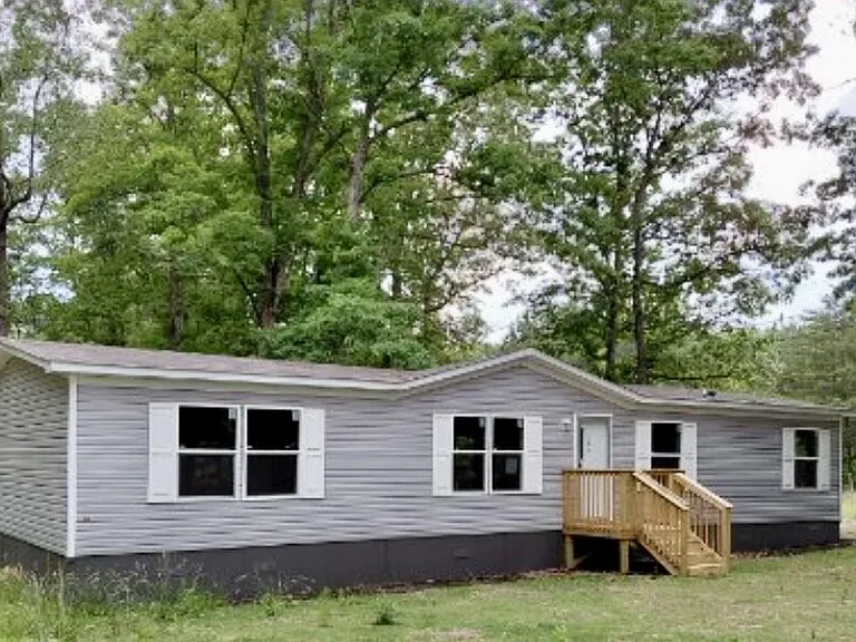 104 McClanahan Rd — Photo 1