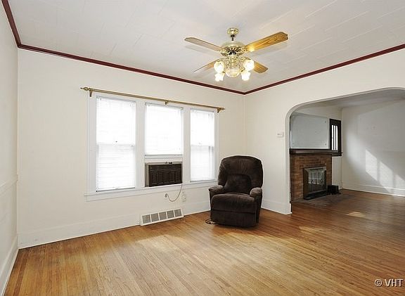 2nd image of 432 S Elmwood Dr