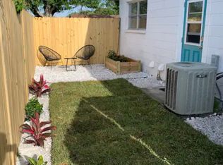 6515 113th St #B, Seminole, FL 33772