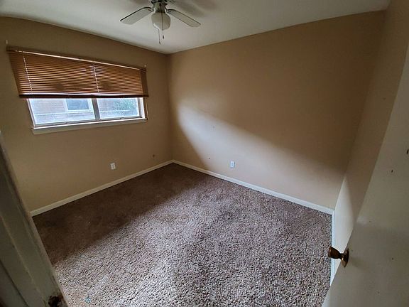 3rd image of 6605 Kennedy Dr