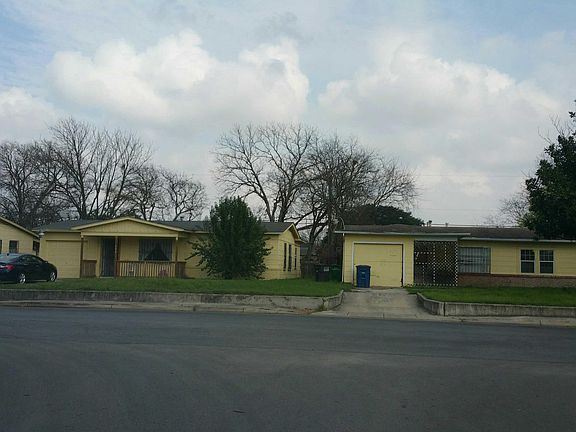 5th image of 455 Fargo Ave
