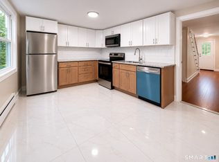 7 Seminary Rd, Simsbury, CT 06070