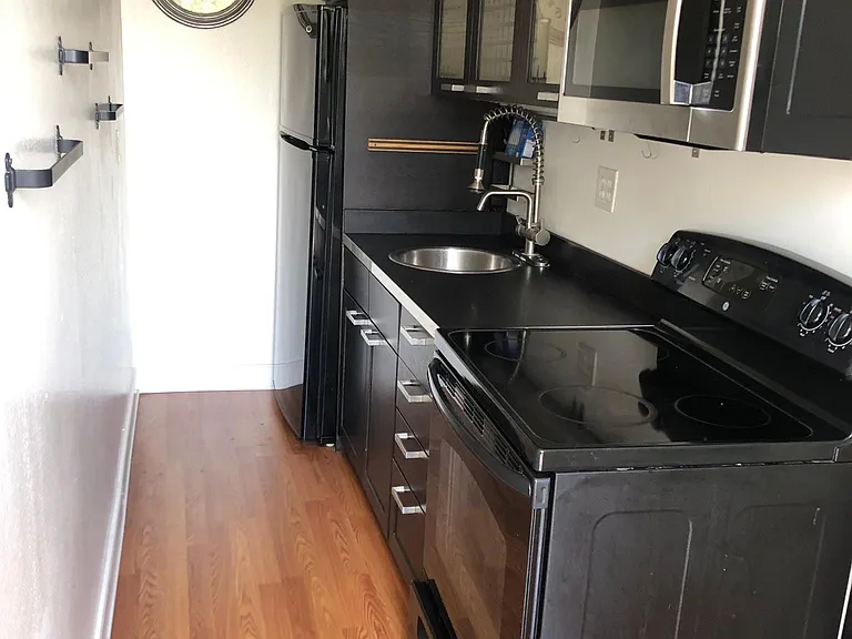 3050 Rue Dorleans #224 — Photo 2