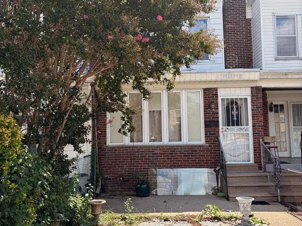 7014 Grays Ave, Philadelphia, PA 19142