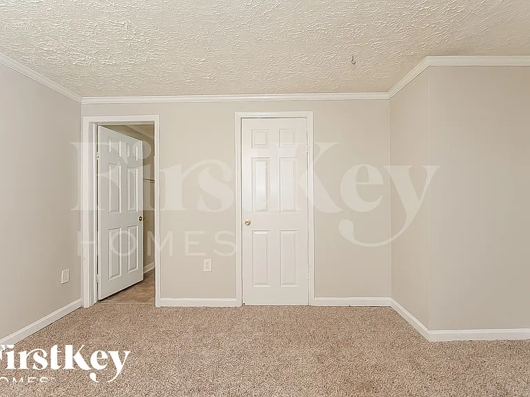 160 Sherwood Loop — Photo 11