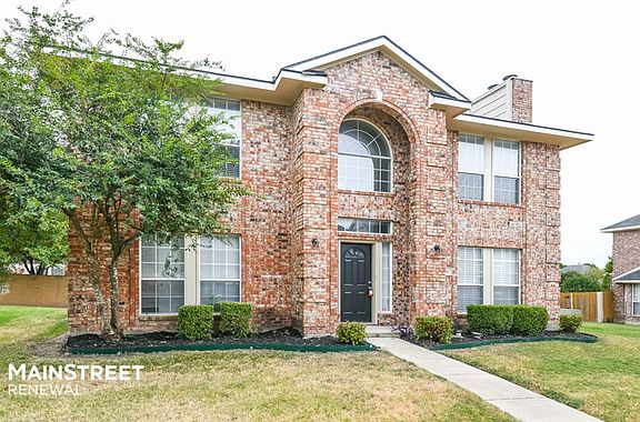 5th image of 104 Newport Pl