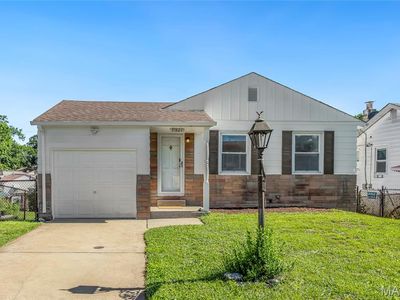 9521 Upland Dr, Saint Louis, MO, 63123