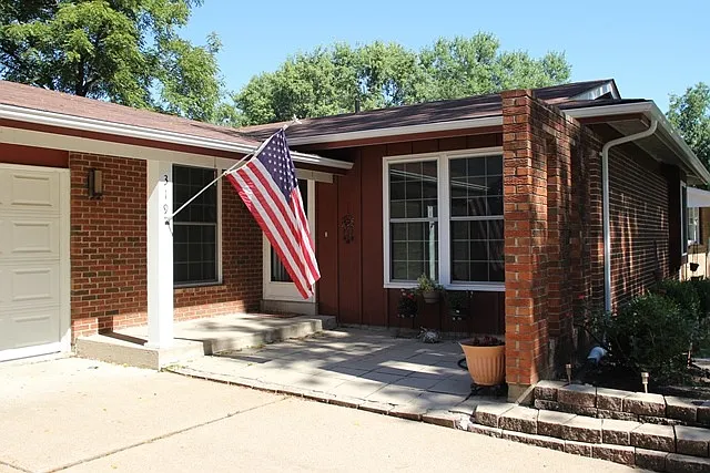 319 Statewood Dr photo 1