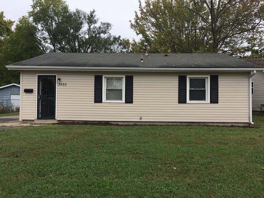 1st image of 3933 Larkspur Dr