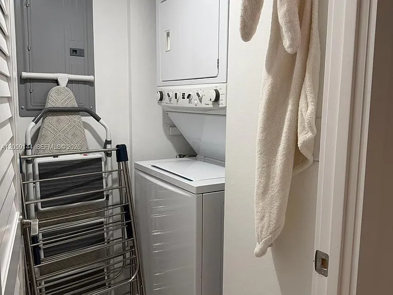 2333 Brickell Ave #2512 — Photo 37