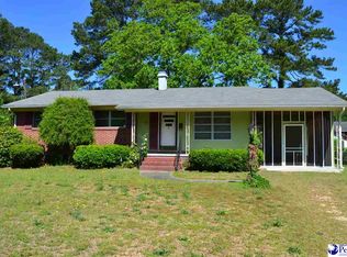 706 N Wilson Dr, Cheraw, SC 29520