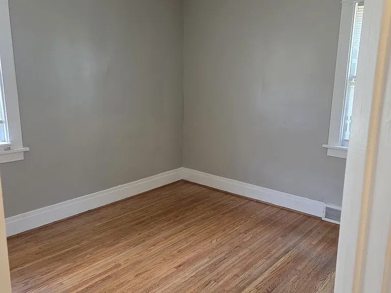 3 Hawthorne Ave — Photo 13