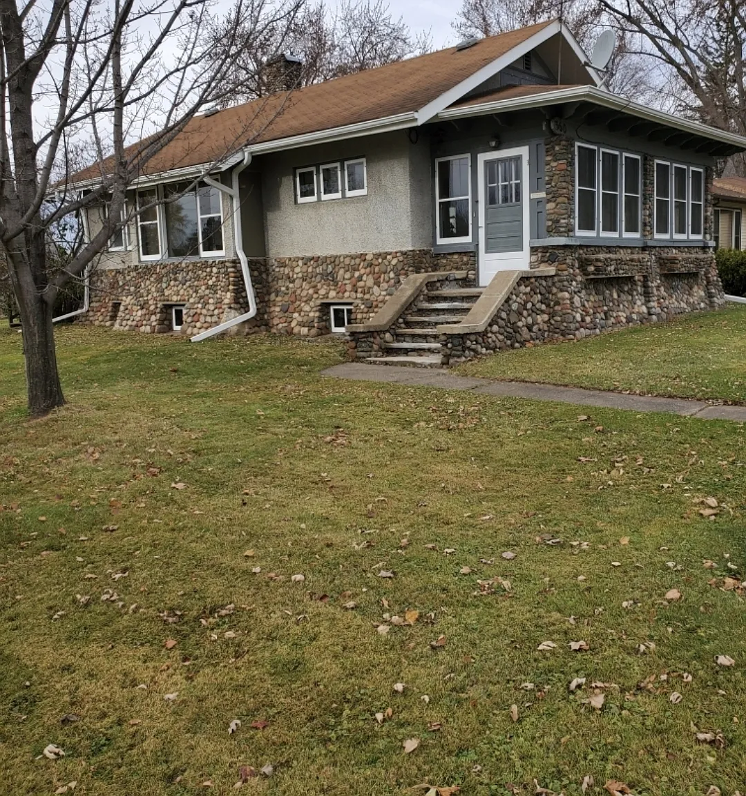 2 bed, 852 sqft, $1,495 — Photo 1