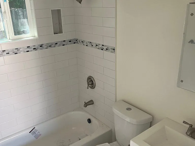 1010 Grand Ave #1010A — Photo 5