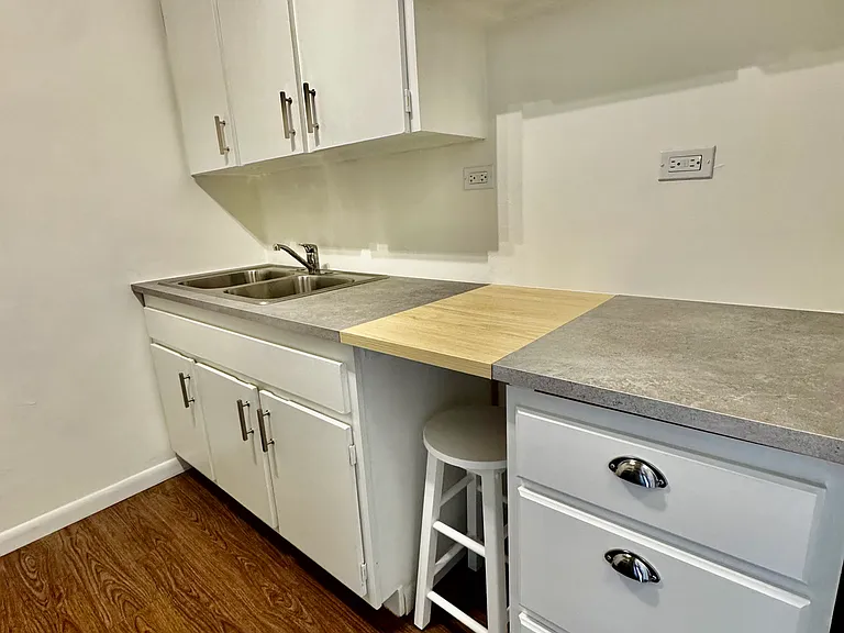525 E 82nd St #11D — Photo 7