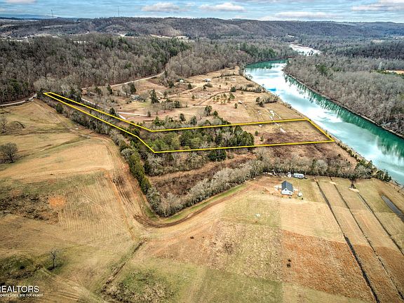 3rd image of 321 Blackburn Ln Lot 8