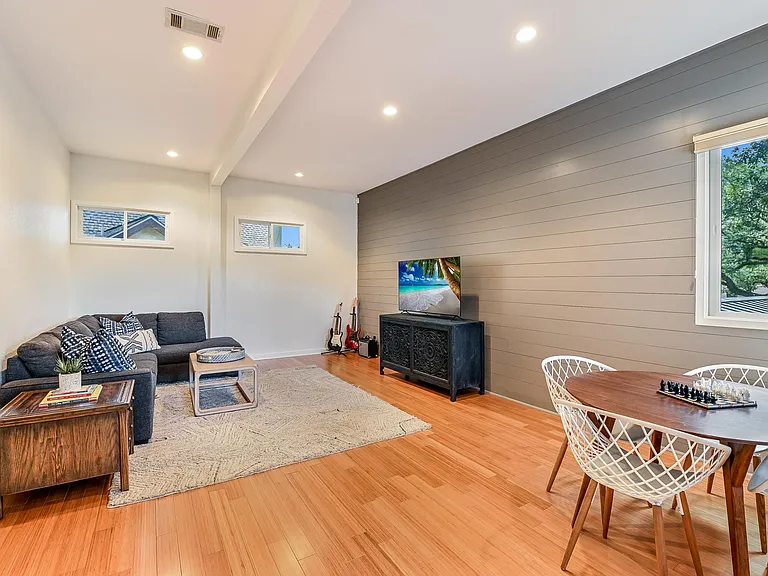 3002 Hillview Rd — Photo 15