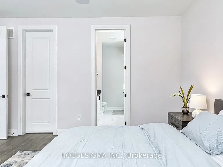 114 Goldie Ct — Photo 19
