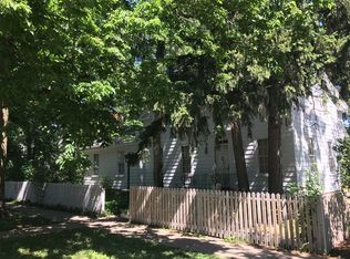 227 Ford St, Geneva, IL 60134