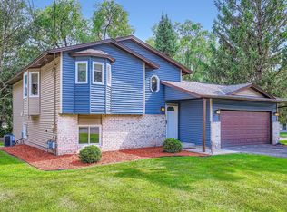 687 Independence Ave N, Champlin, MN 55316