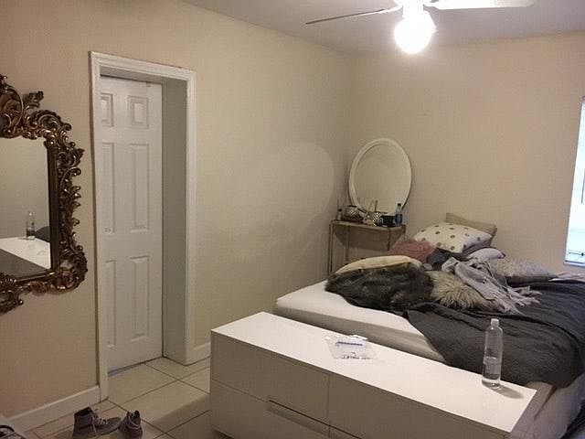 1st image of 828 NE 17th Way #1