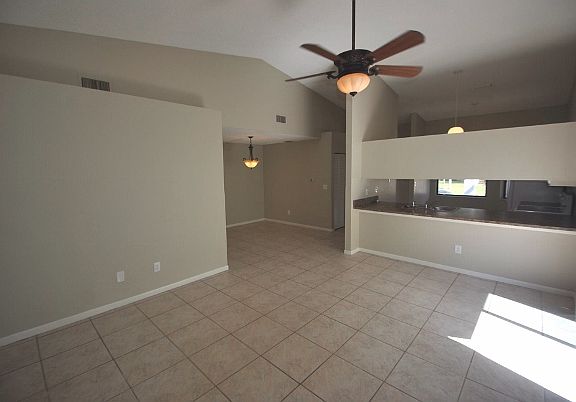 5th image of 50 Paxford Ln