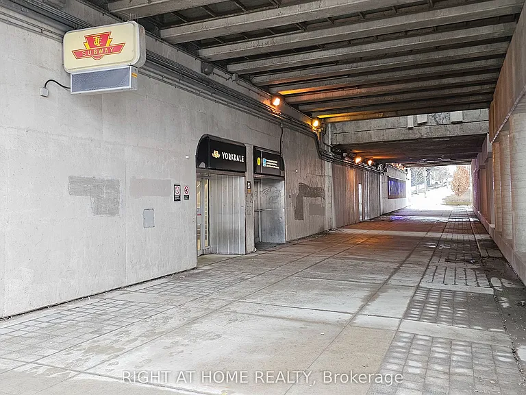 118 Varna Dr #101 — Photo 26