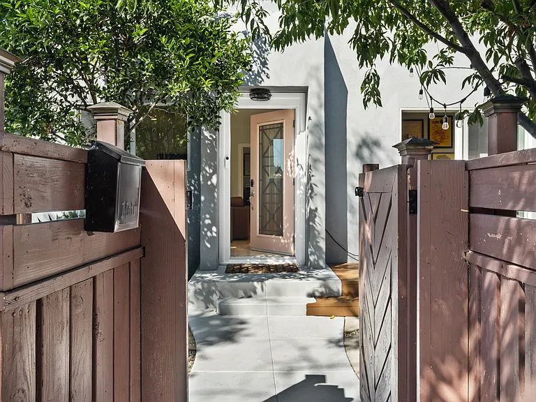 1001 N Rampart Blvd — Photo 3