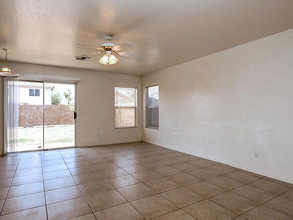 4th image of 12011 W Dahlia Dr
