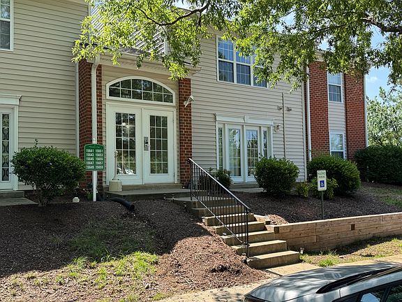 2nd image of 15659 Horseshoe Ln