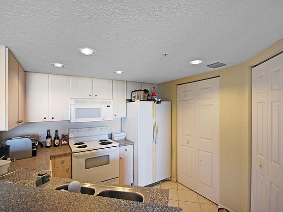 2nd image of 1801 N Flagler Dr APT 728