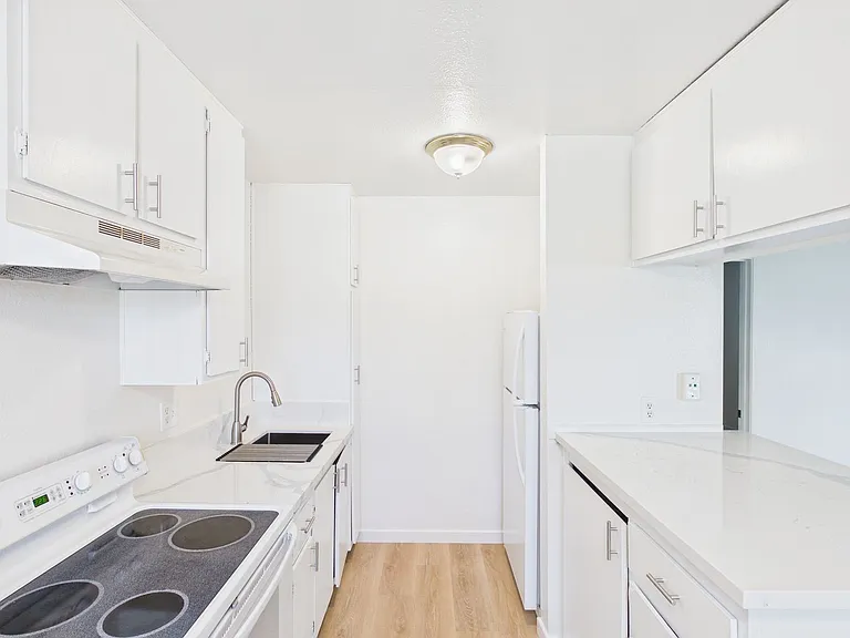 298 Eddie Dr — Photo 14
