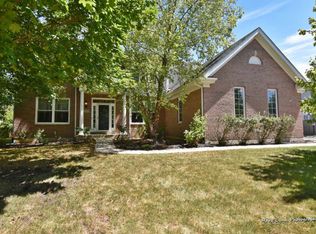 323 Willowbrook Way, Geneva, IL 60134