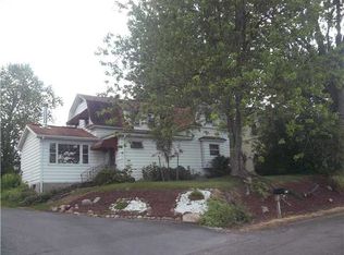 1109 Prospect Hill Rd, Geneva, NY 14456